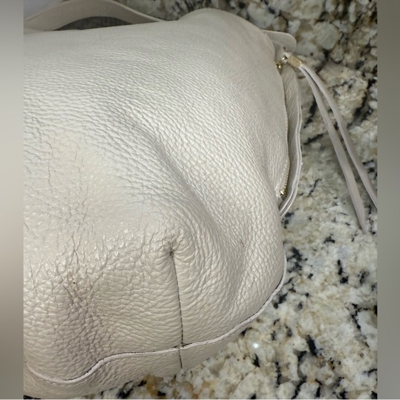 Neiman Marcus Cream Shoulder Bag VGUC - Picture 8 of 11